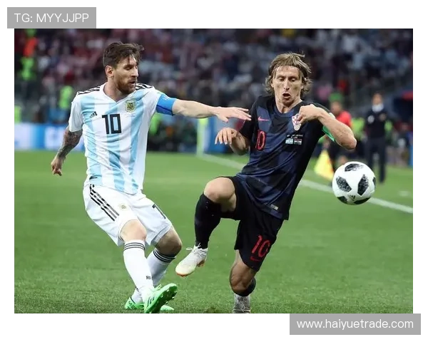 16岁墨西哥足球天才莫拉有望连战世少赛世青赛与世界杯